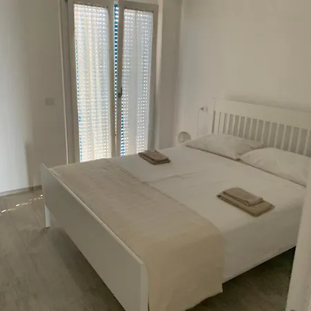 Giu Al Mare Apartmán Montemarciano