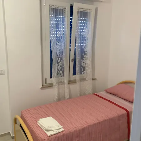 Giu Al Mare Apartmán Montemarciano